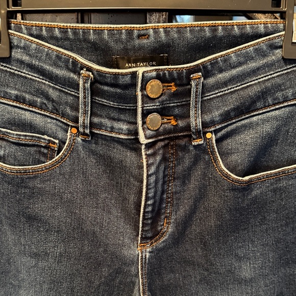 Ann Taylor Size 0 Jeans - Picture 3 of 12